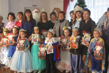 Депутаты поздравляют оренбуржцев с наступающим Новым годом